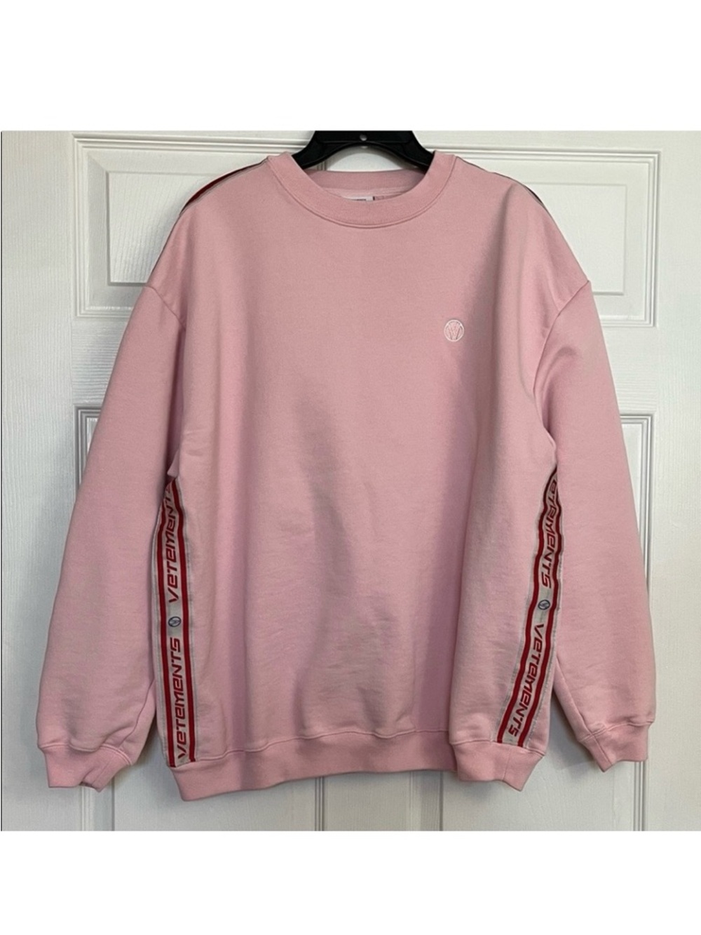 Vetements Embroidered Logo Crewneck Sweatshirt Pink Unisex Sz M - Oversized - Picture 3 of 13
